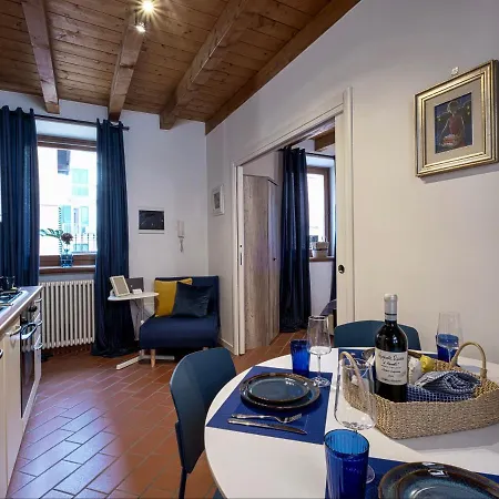 Xenia19 In Pieno Centro Storico Apartment Peschiera del Garda Exterior photo
