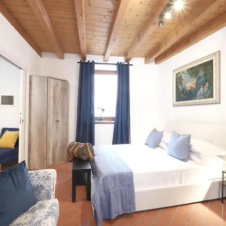 Xenia19 In Pieno Centro Storico Apartment Peschiera del Garda Exterior photo