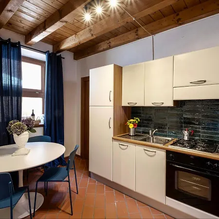 Xenia19 In Pieno Centro Storico Apartment Peschiera del Garda Exterior photo